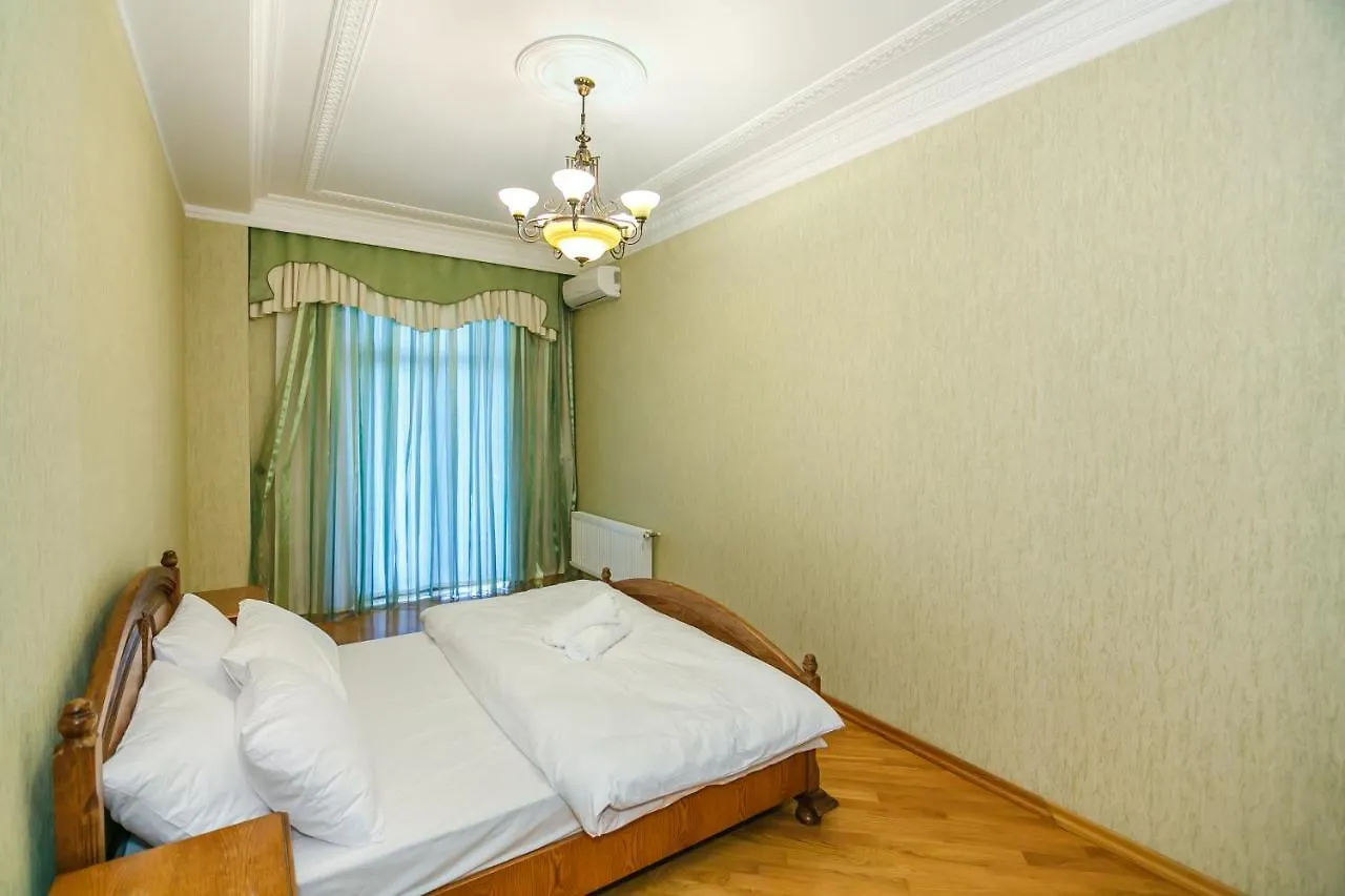 F1 Track & Sea View Hotel Apartment Vip Sahil Residance Baku