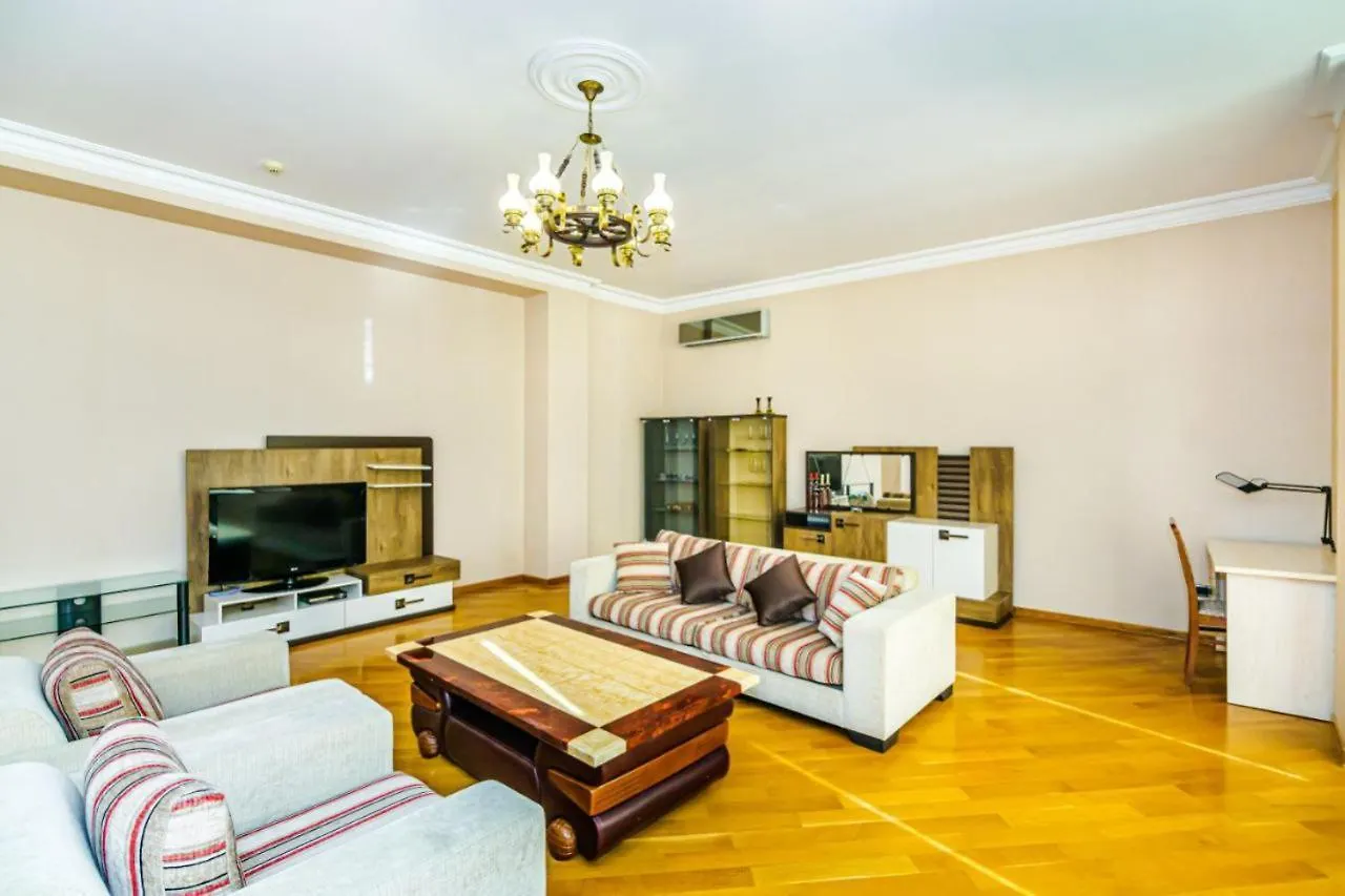 F1 Track & Sea View Hotel Apartment Vip Sahil Residance Baku