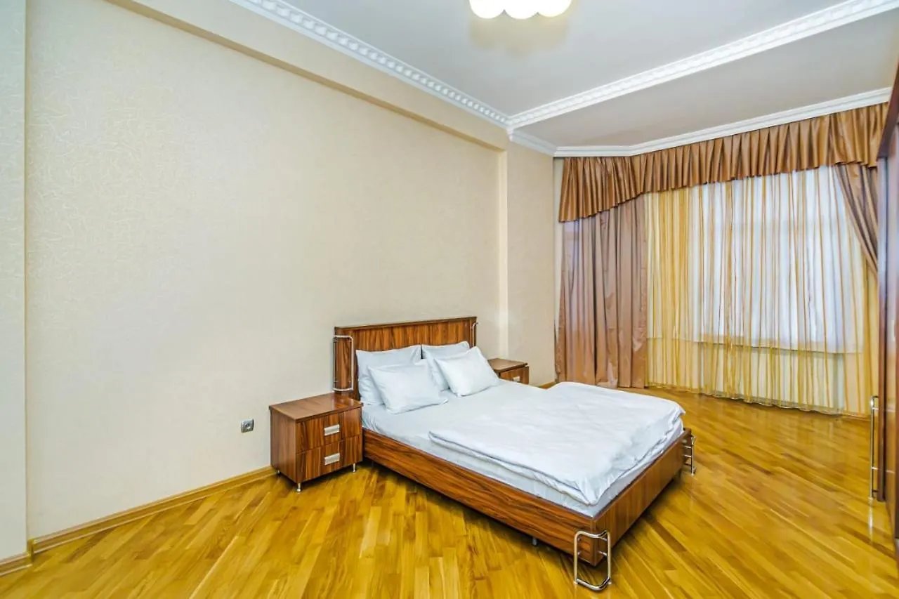 F1 Track & Sea View Hotel Apartment Vip Sahil Residance Baku