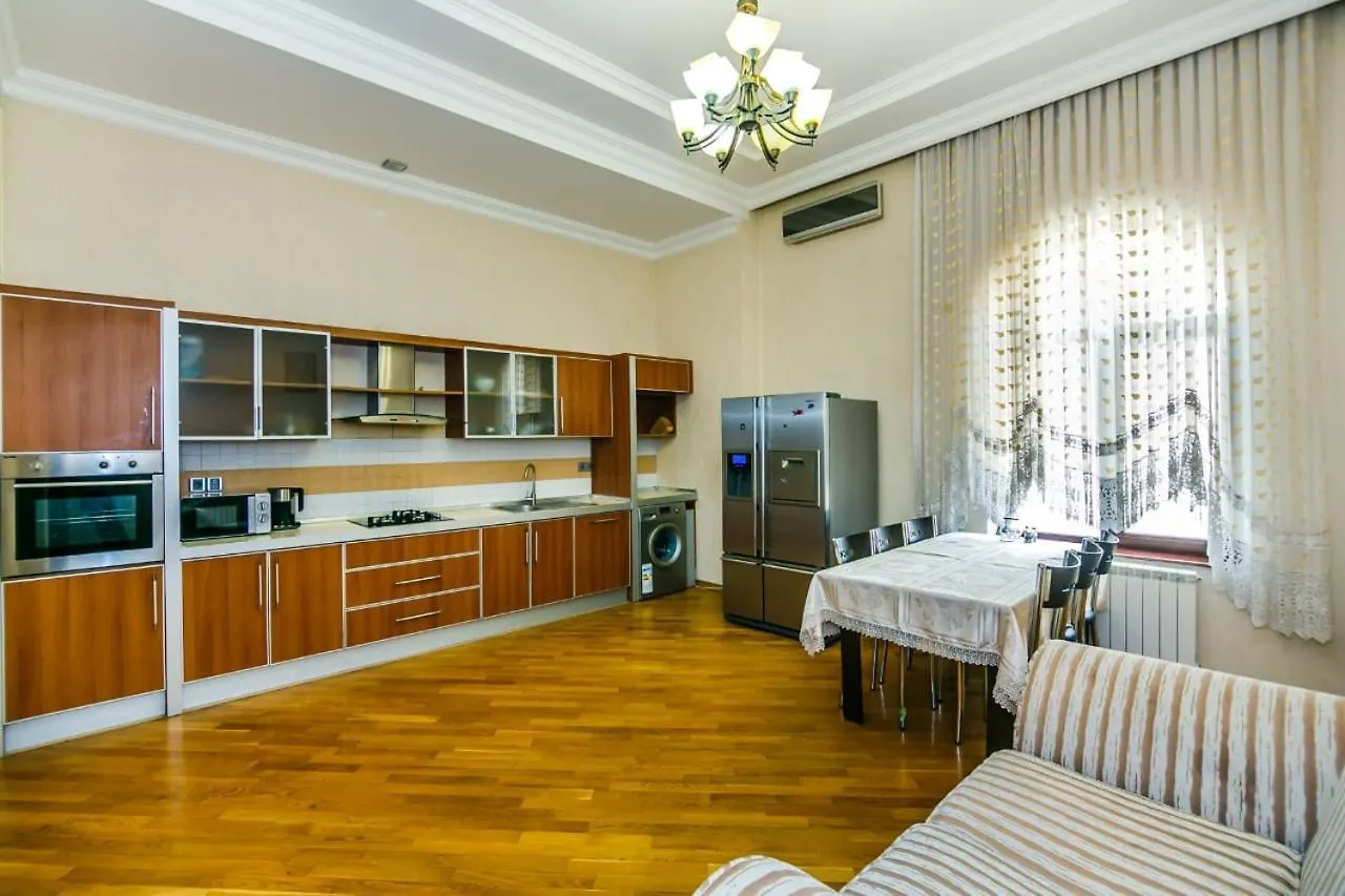 F1 Track & Sea View Hotel Apartment Vip Sahil Residance バクー アゼルバイジャン